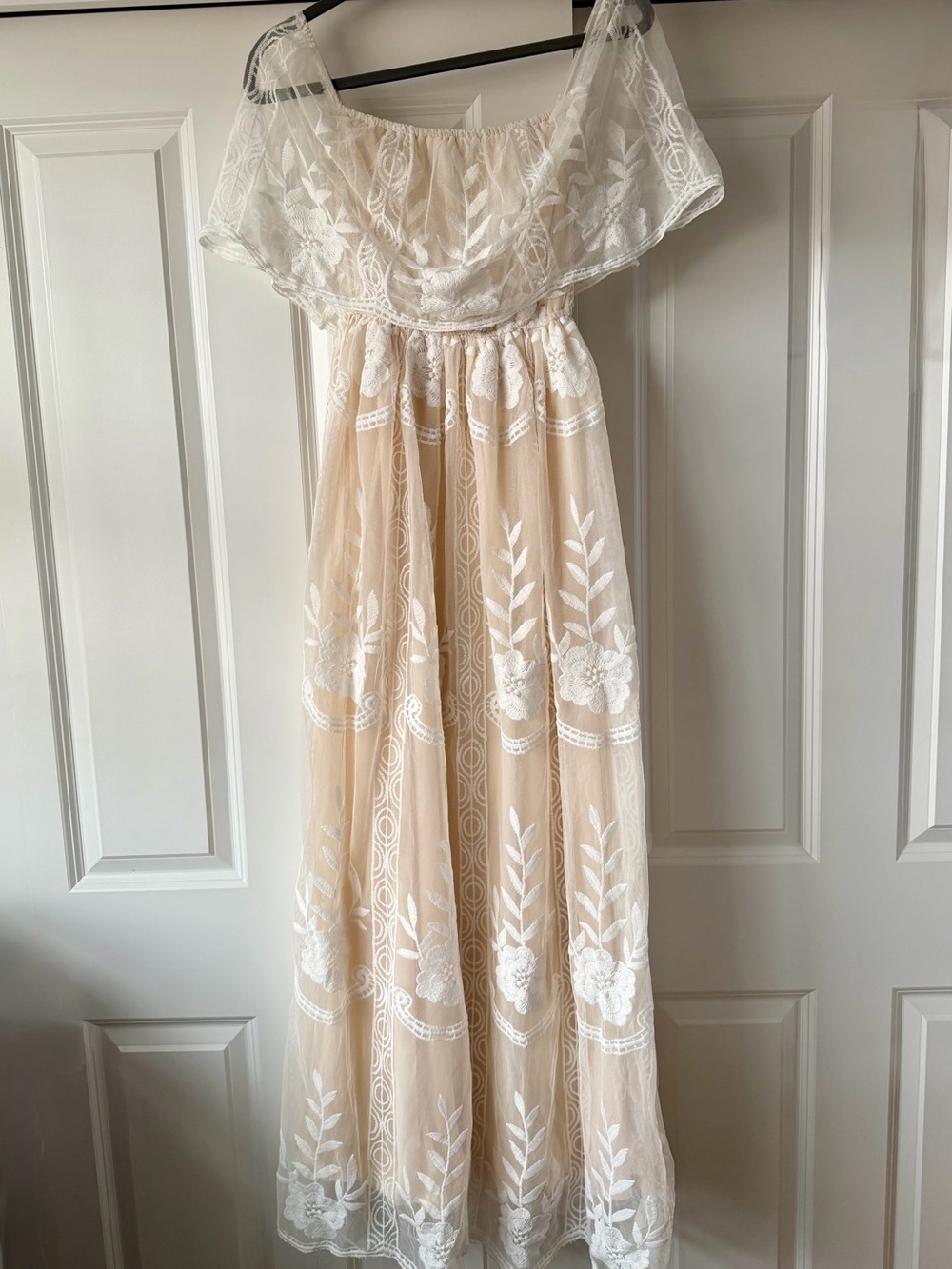 Baltic Born Leon Embroidered Off Shoulder Maxi Dress XS